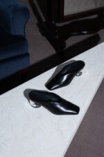 Barbara - Black - Image 2